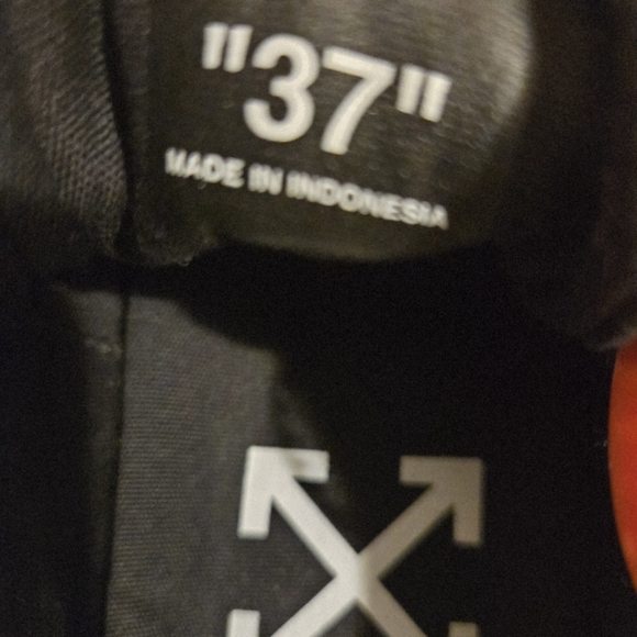 Off-White Black and Orange Shoes - Picture 4 of 4